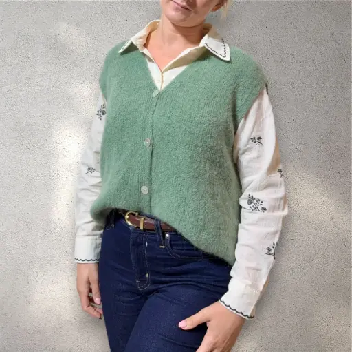 Gilet sans manche en maille vert sauge 